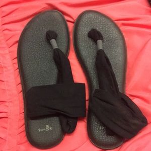 Sanuk Yoga Slings